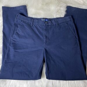 Izod Performance Stretch Straight Leg Pants